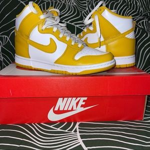 Nike Dunk High Dark Sulfur